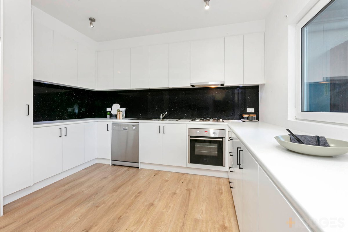 3 / 2 Thistle Grove Highett - Residential for sale
