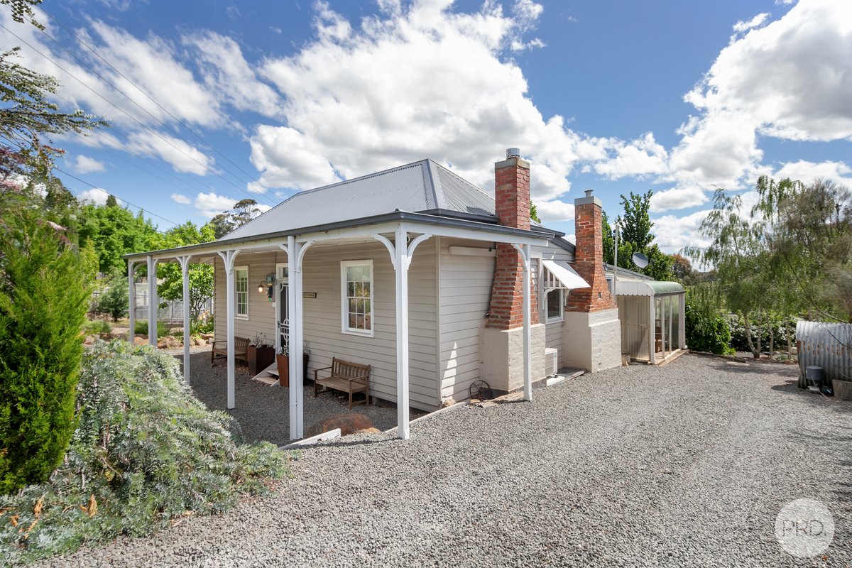 32 Warrenheip Road, WARRENHEIP VIC 3352