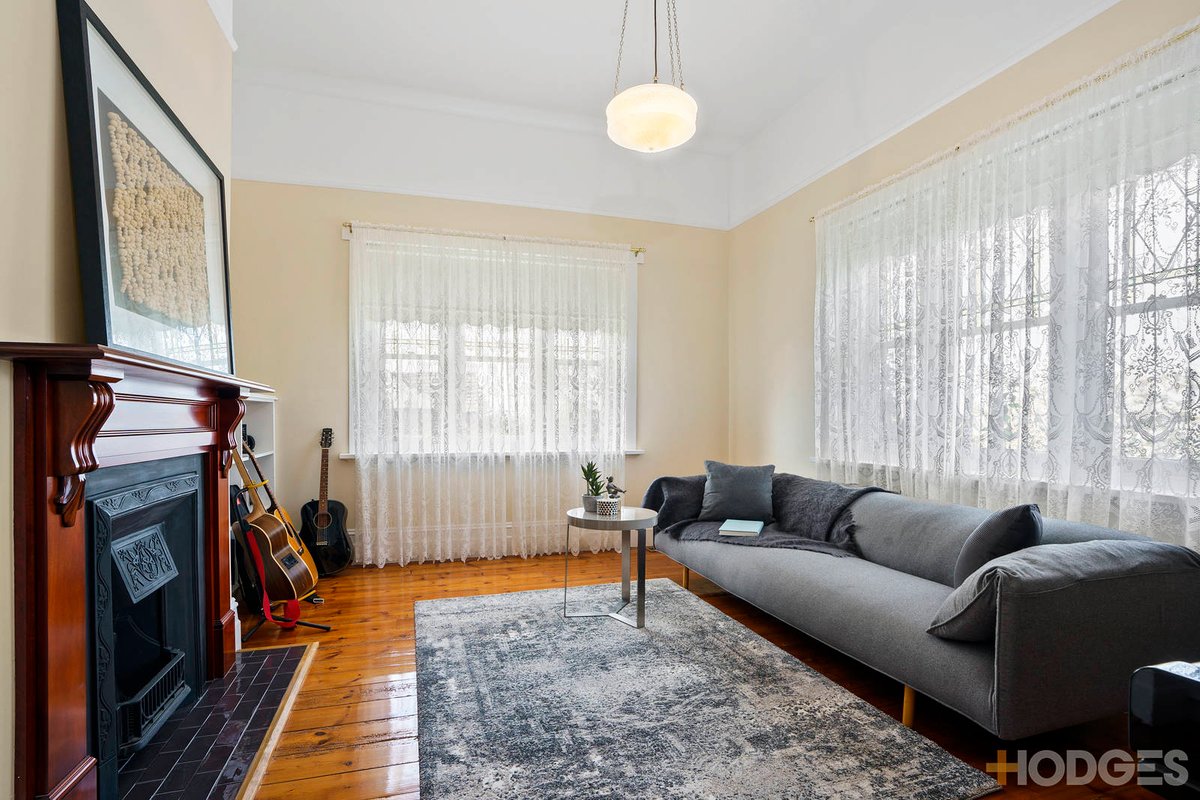 32 Wimmera Avenue Manifold Heights - Residential for sale