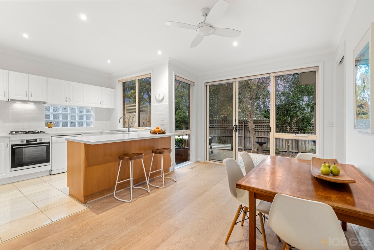 3 / 20 Grandview Avenue Beaumaris - Residential for sale