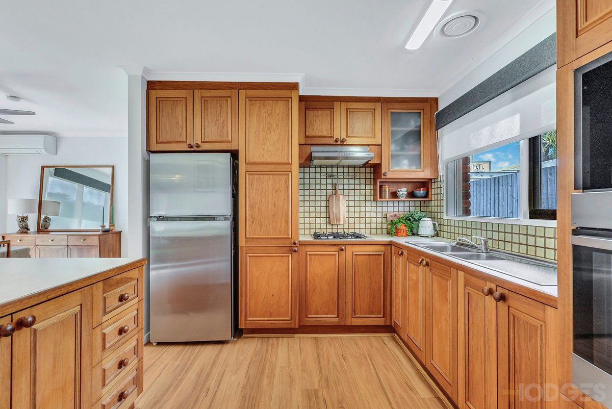 3 / 204-205 Beach Road Mordialloc - Residential for sale