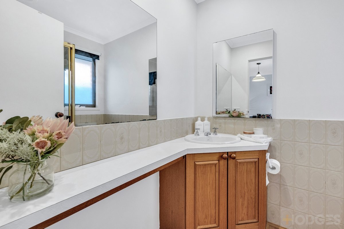 3 / 204-205 Beach Road Mordialloc - Residential for sale