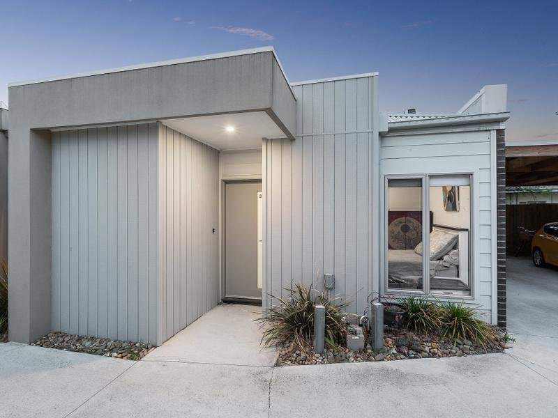 3 / 21 Deakin Street MAIDSTONE - Residential for sale