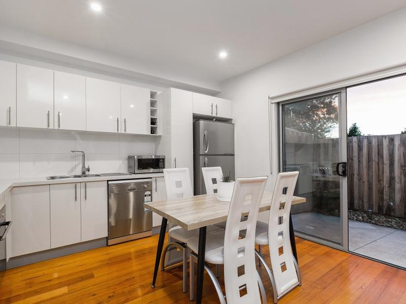 3 / 21 Deakin Street MAIDSTONE - Residential for sale