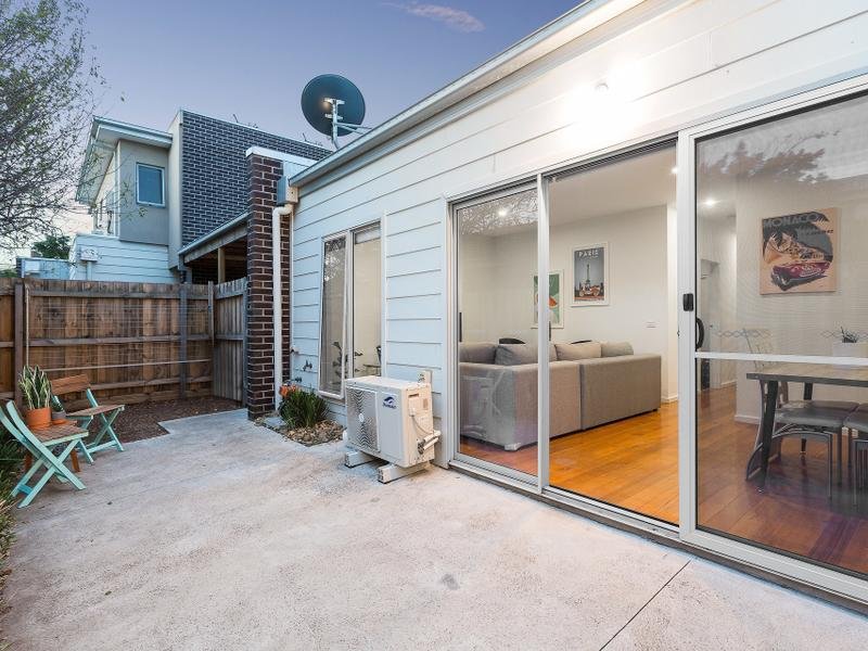 3 / 21 Deakin Street MAIDSTONE - Residential for sale