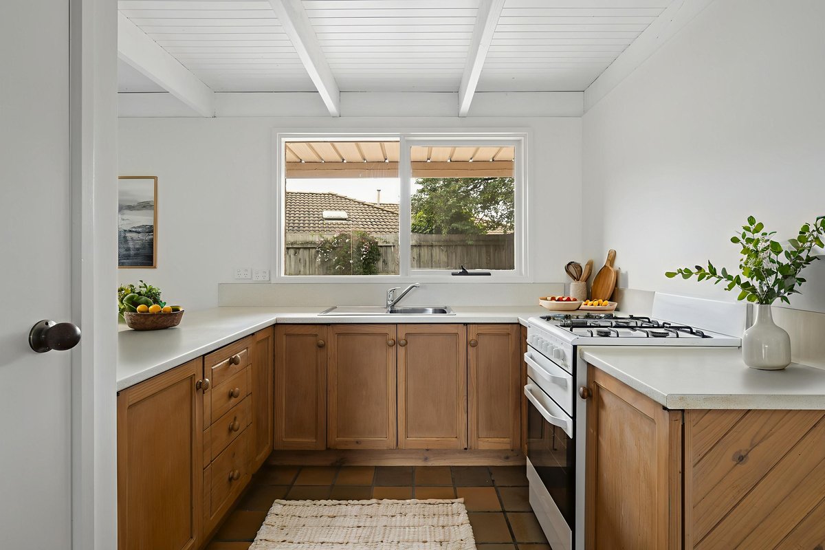 322 Eastbourne Road ROSEBUD - Residential for sale