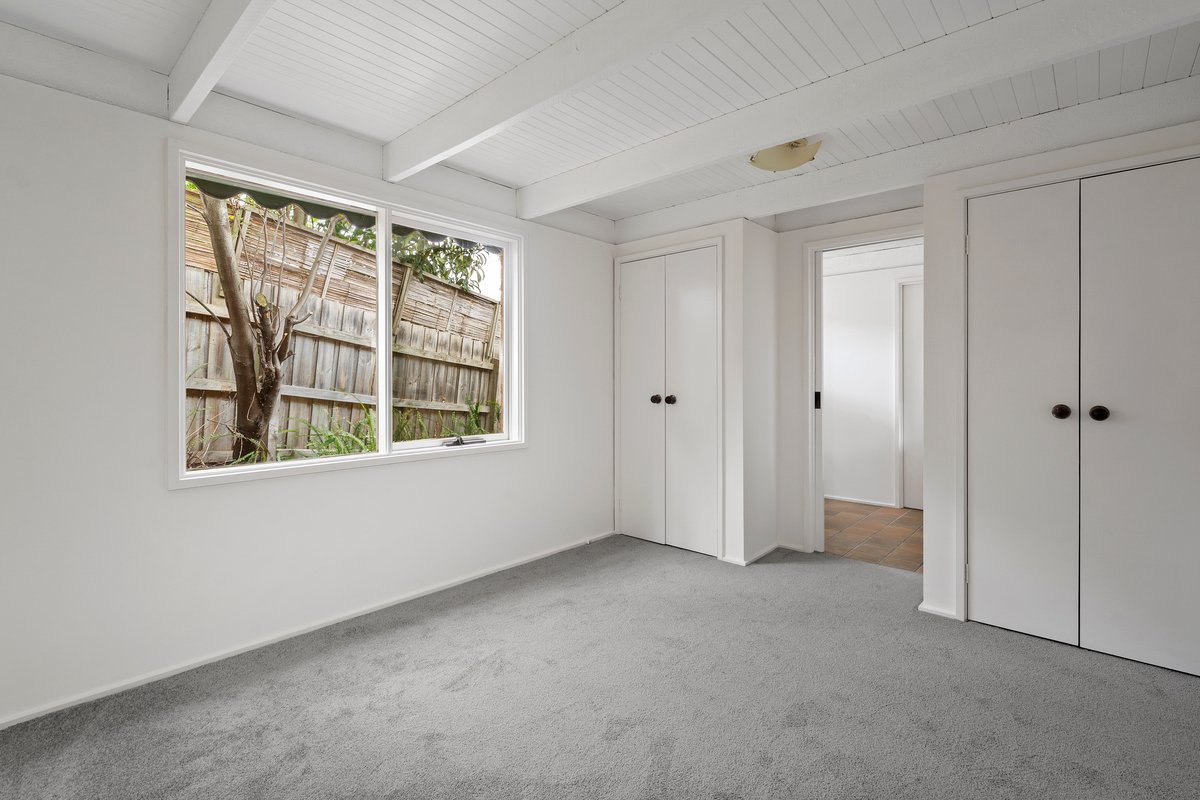 322 Eastbourne Road ROSEBUD - Residential for sale