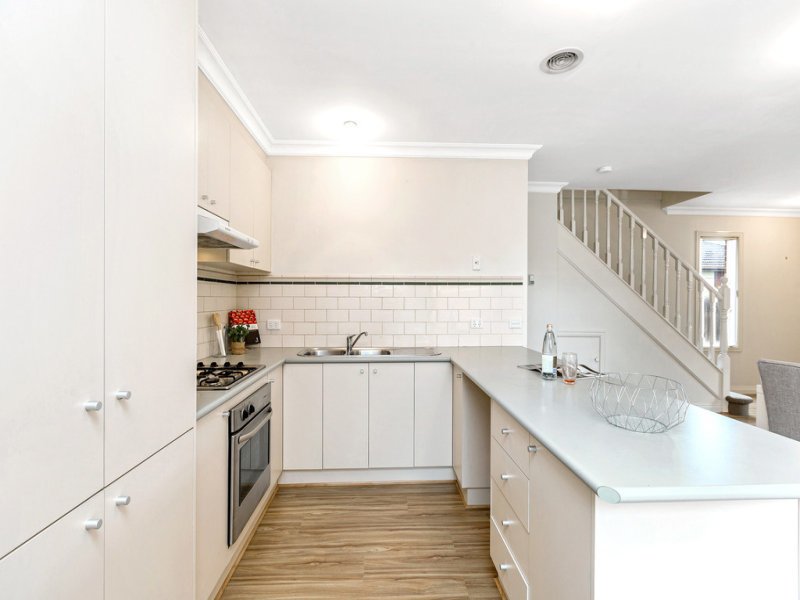 3 / 22 Kingsville Street KINGSVILLE - Residential for sale