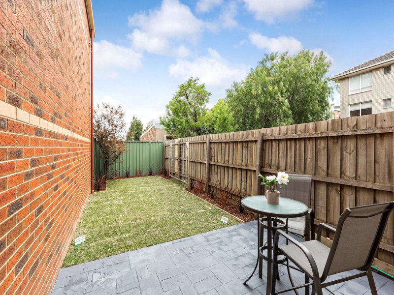 3 / 22 Kingsville Street KINGSVILLE - Residential for sale