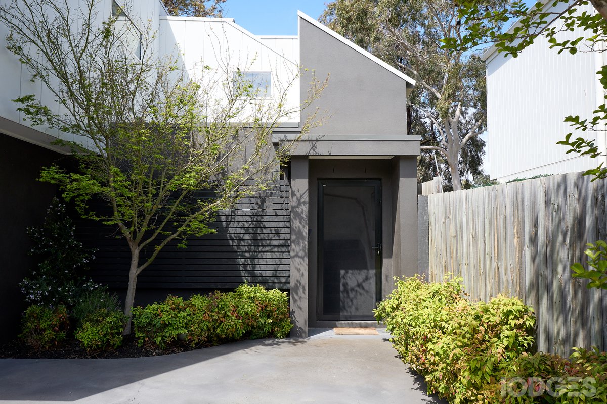 3 / 22 Roydon Street Hampton East - Residential for sale