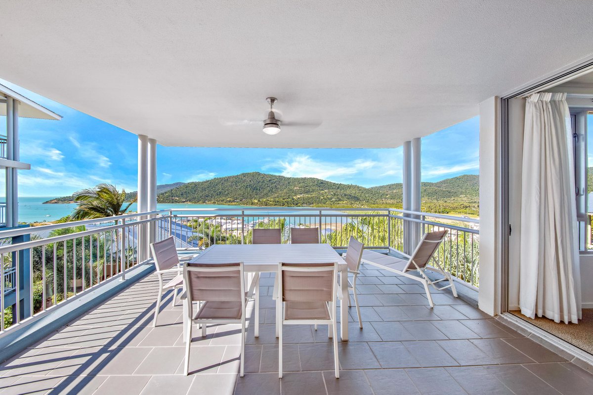 322/9A Hermitage Drive, AIRLIE BEACH QLD 4802