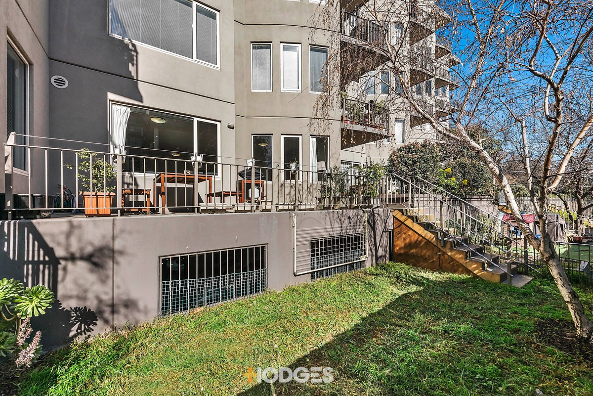 3/23 Queens Road Melbourne - Residential for sale