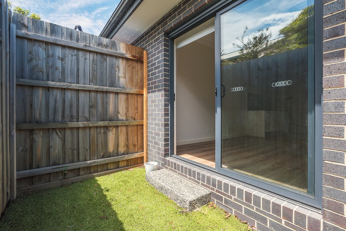 3 / 25 McDonald Street Mordialloc - Residential for lease