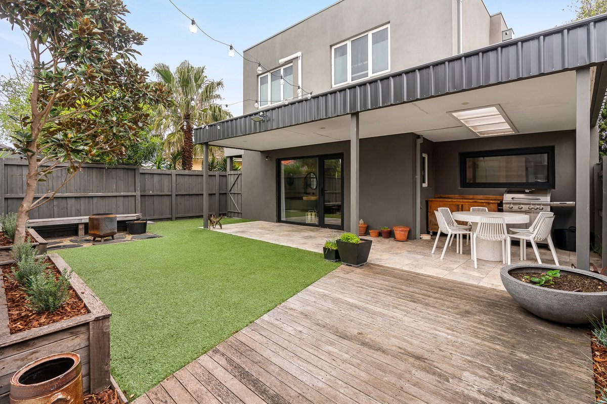 3 / 29 Plummer Road Mentone - Residential for sale