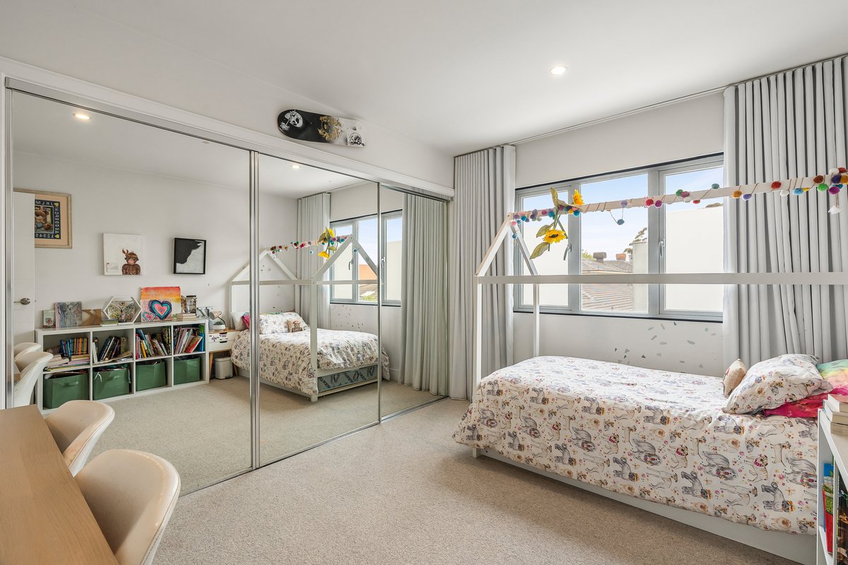 3 / 29 Plummer Road Mentone - Residential for sale