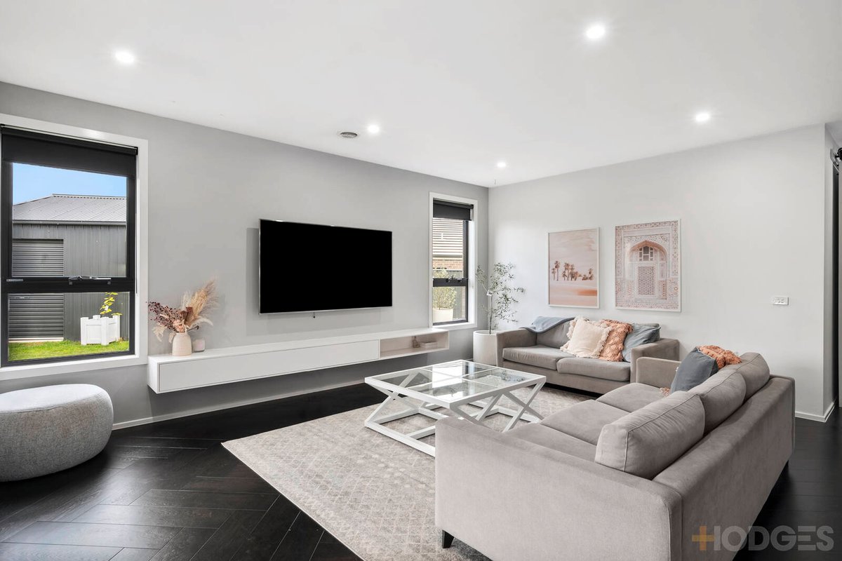 33 Brolga Way Lara - Residential for sale