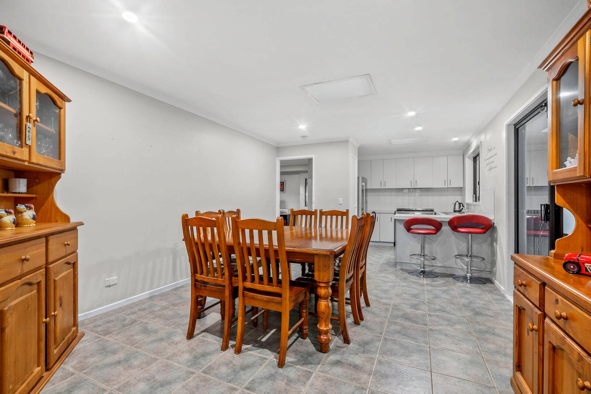 33 Coleraine Crescent Corio - Residential for sale