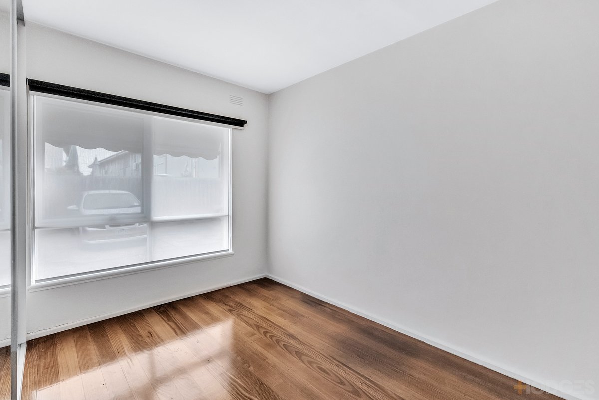 3 / 3 David Court Cheltenham - Residential for sale