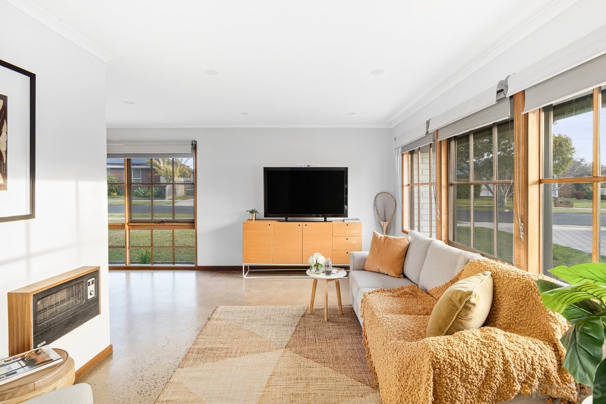 33 Dorothy Street Leopold - Residential for sale