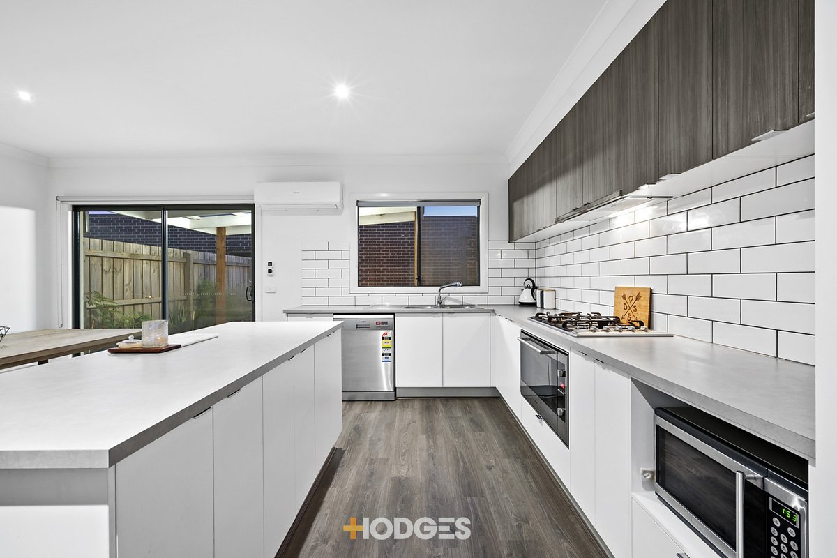 33 Exploration Avenue Werribee - Residential for sale