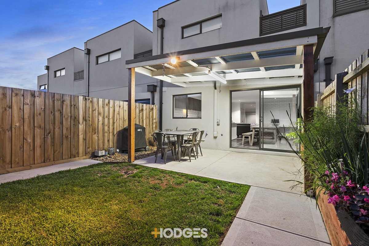 33 Exploration Avenue Werribee - Residential for sale