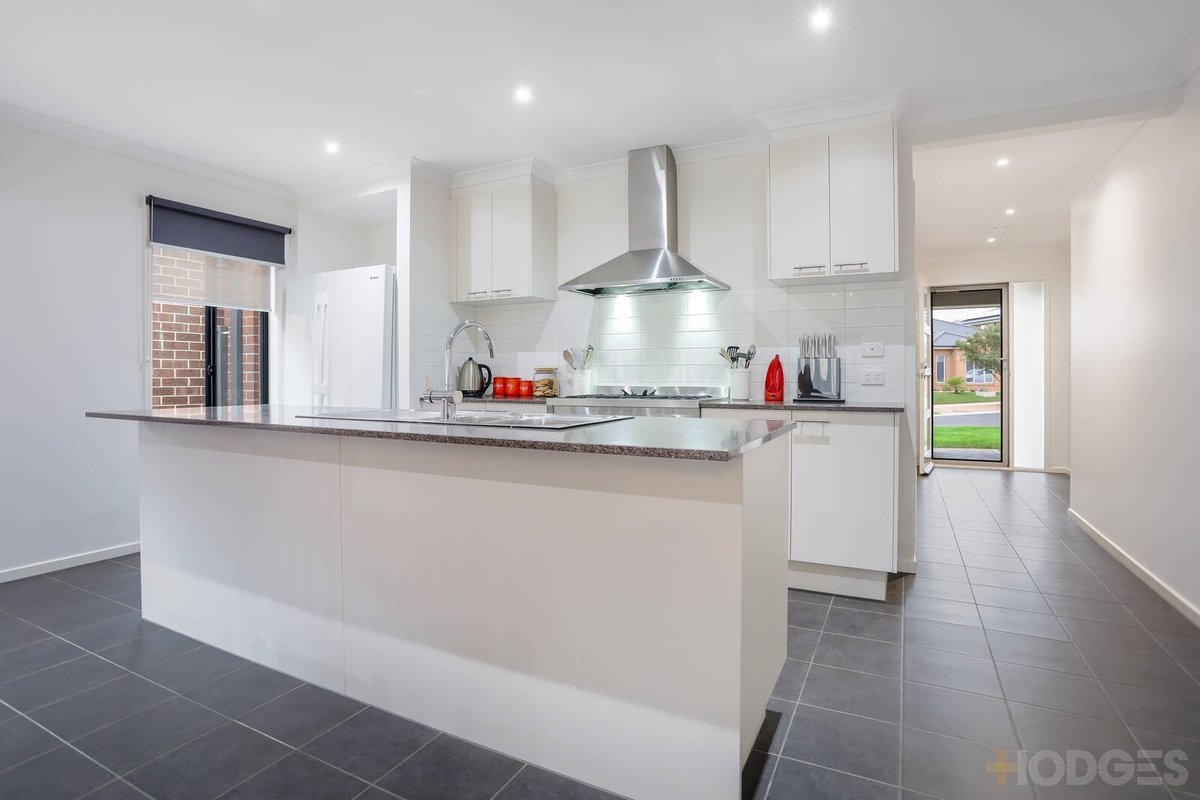 33 Firecrest Road Manor Lakes - Residential for sale