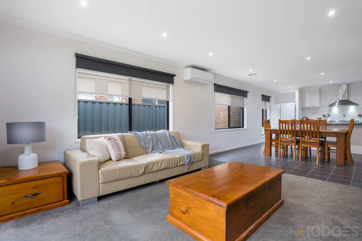 33 Firecrest Road Manor Lakes - Residential for sale