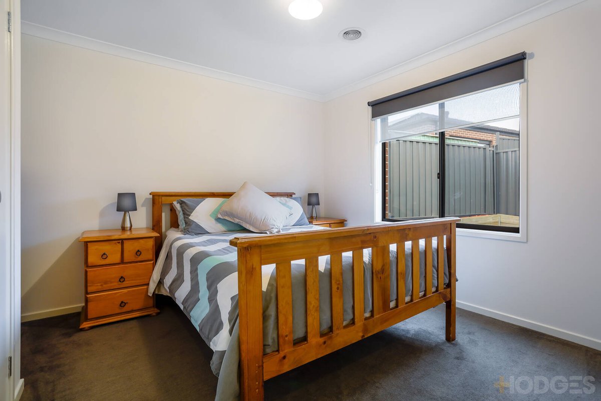 33 Firecrest Road Manor Lakes - Residential for sale