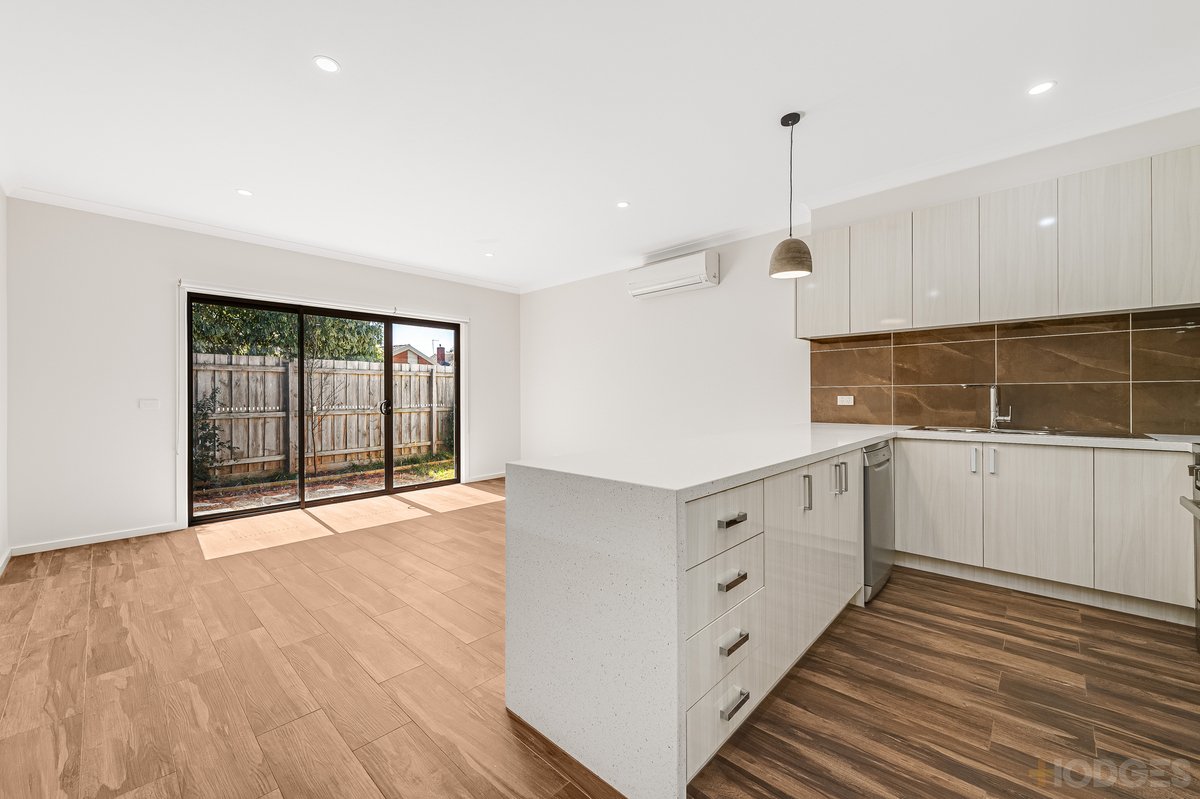 3 / 3 Gavan Court Werribee - Residential for sale