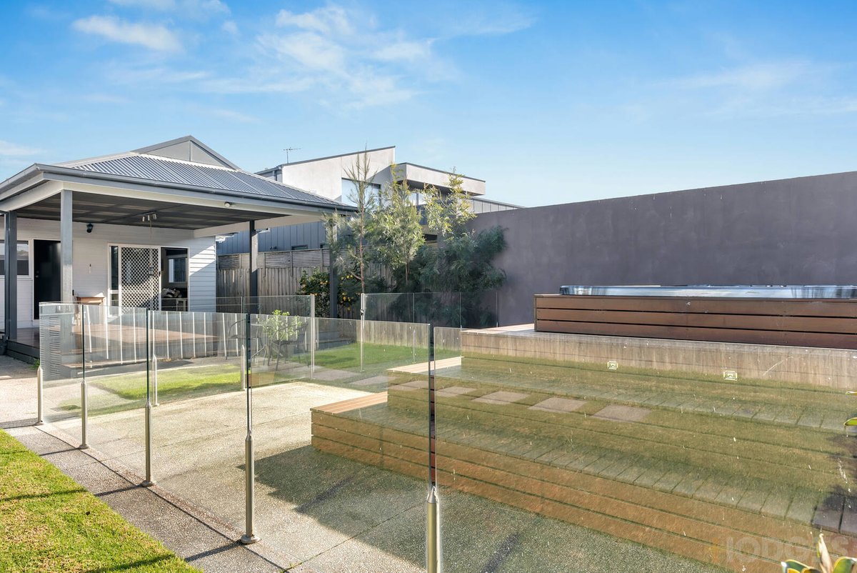 33 Ivan Avenue Edithvale - Residential for sale