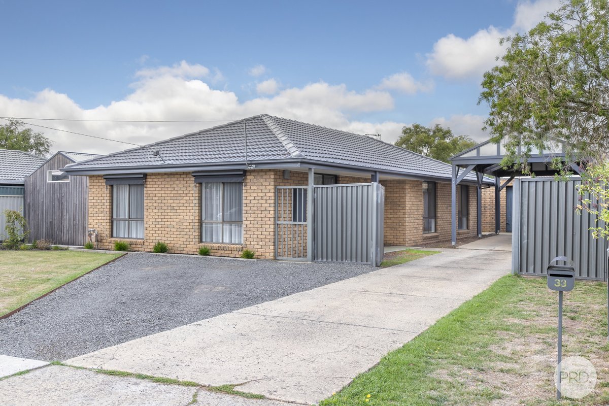 33 Kowree Crescent, SEBASTOPOL VIC 3356