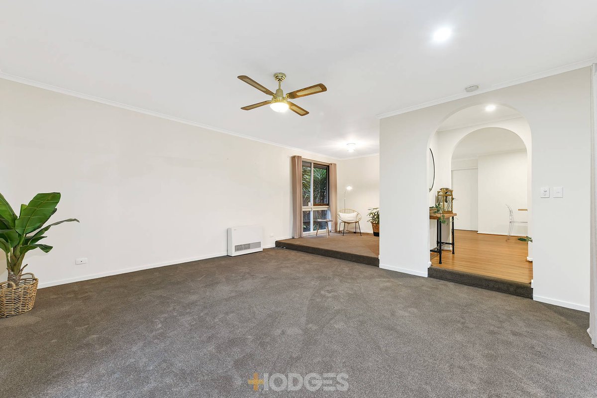 33 Marylyn Place Cranbourne - Residential for sale