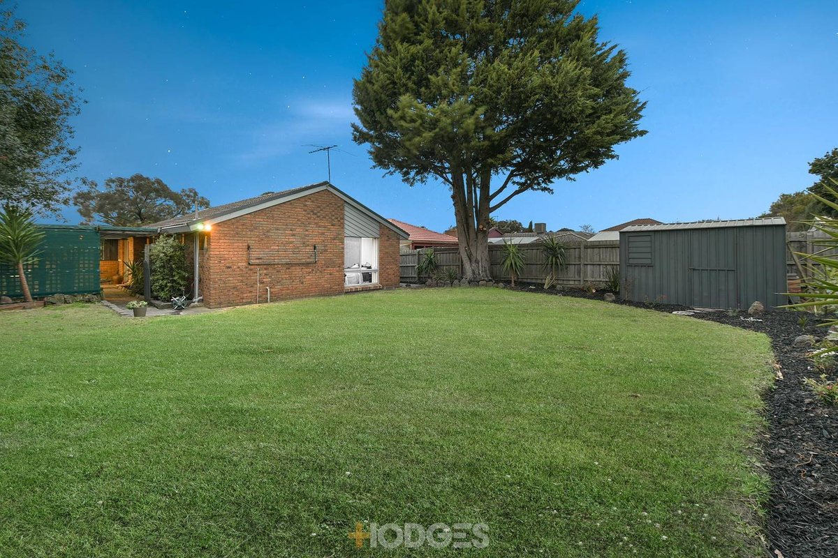 33 Marylyn Place Cranbourne - Residential for sale