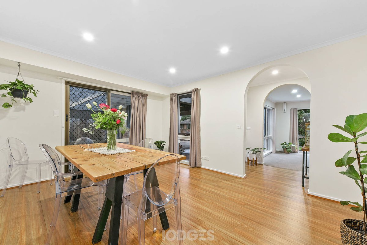 33 Marylyn Place Cranbourne - Residential for sale