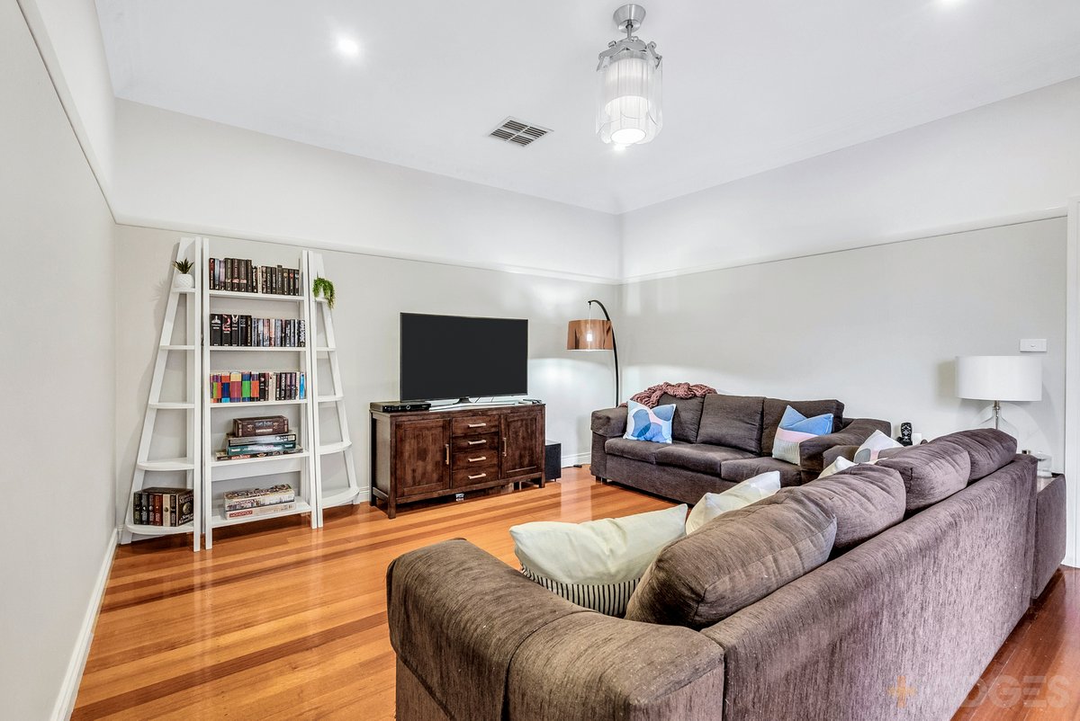 330 Nepean Highway Parkdale - Residential for sale