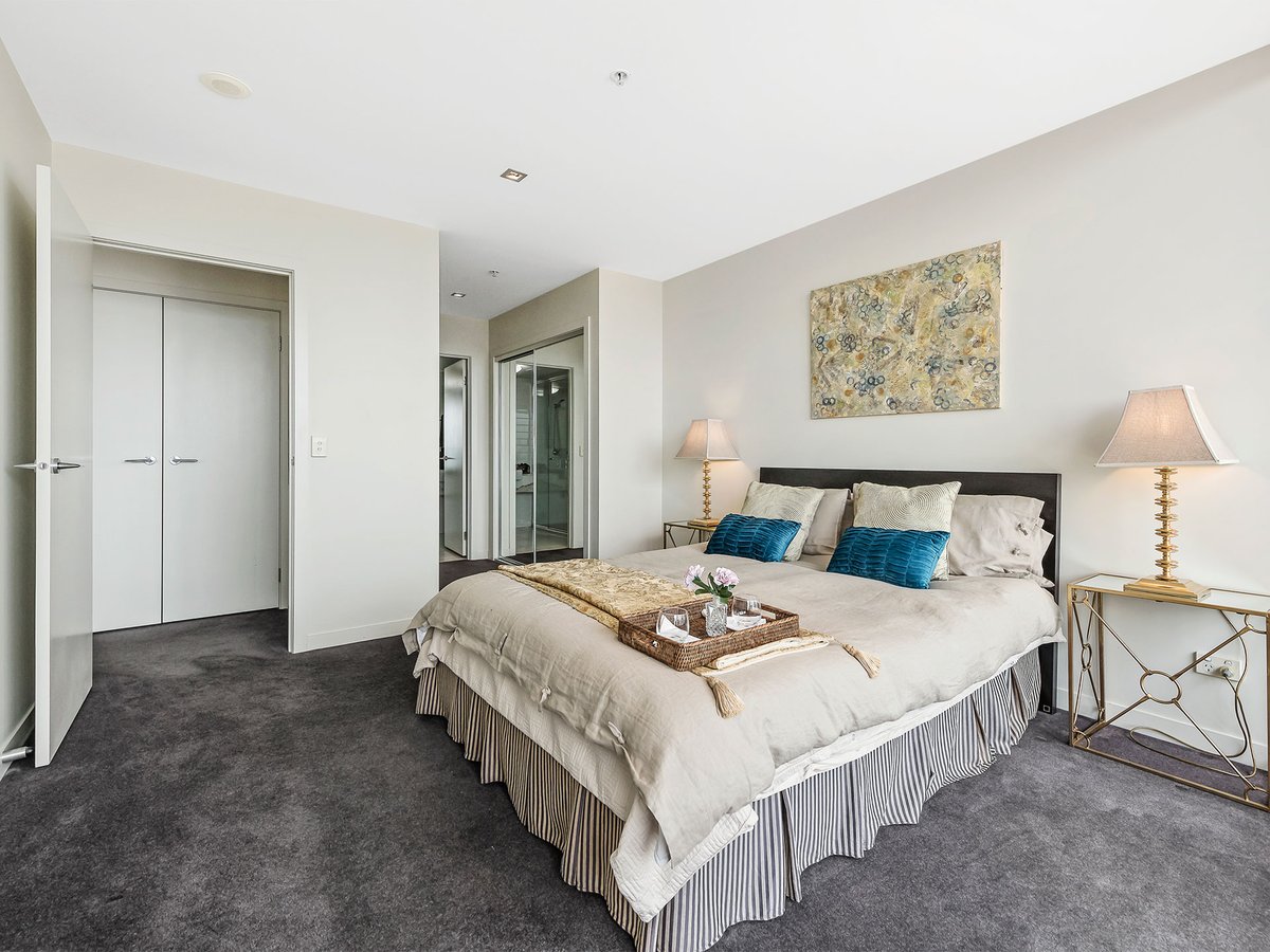 3303 / 100 Harbour Esplanade DOCKLANDS - Residential for sale
