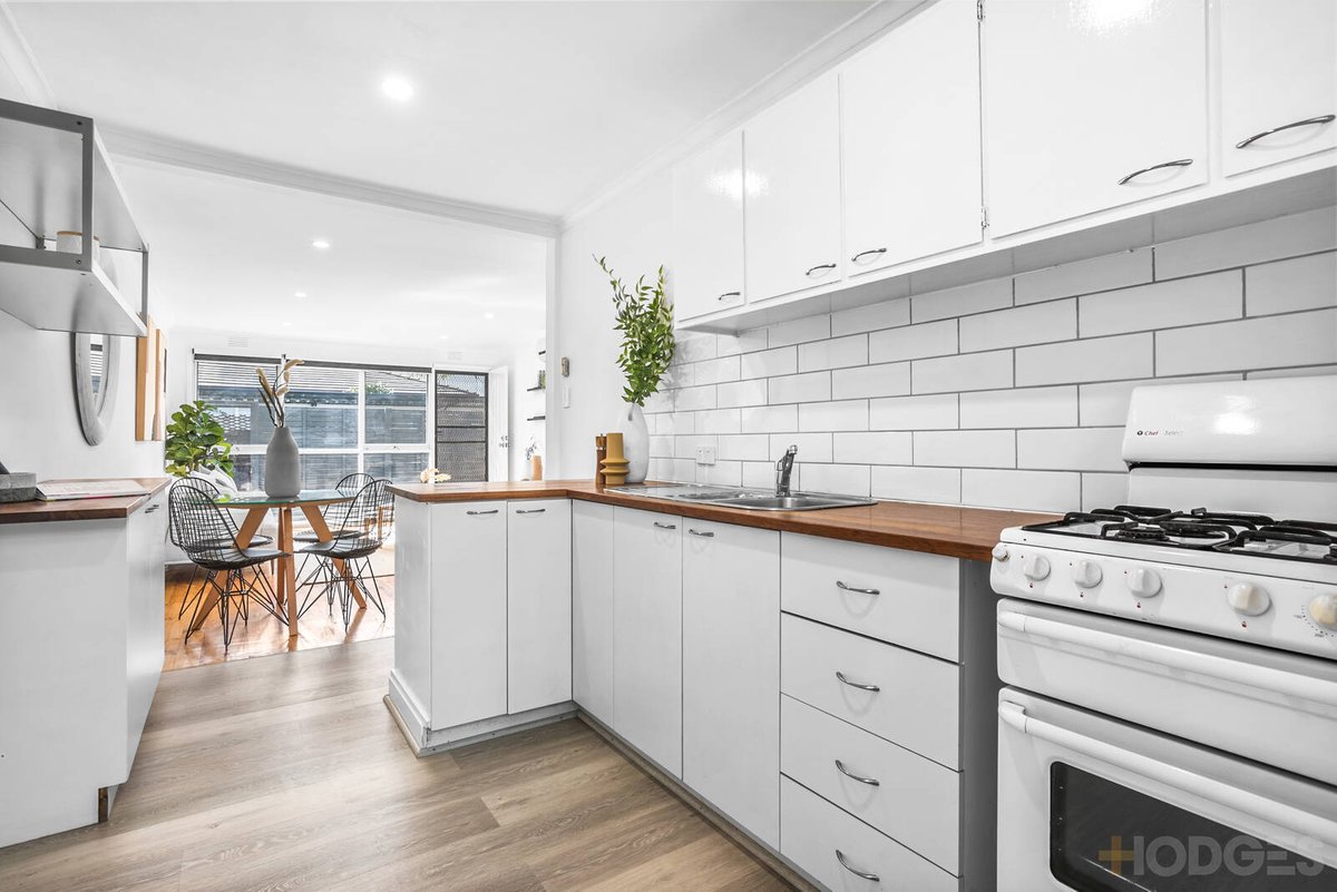 3 / 318 Warrigal Road Cheltenham - Residential for sale