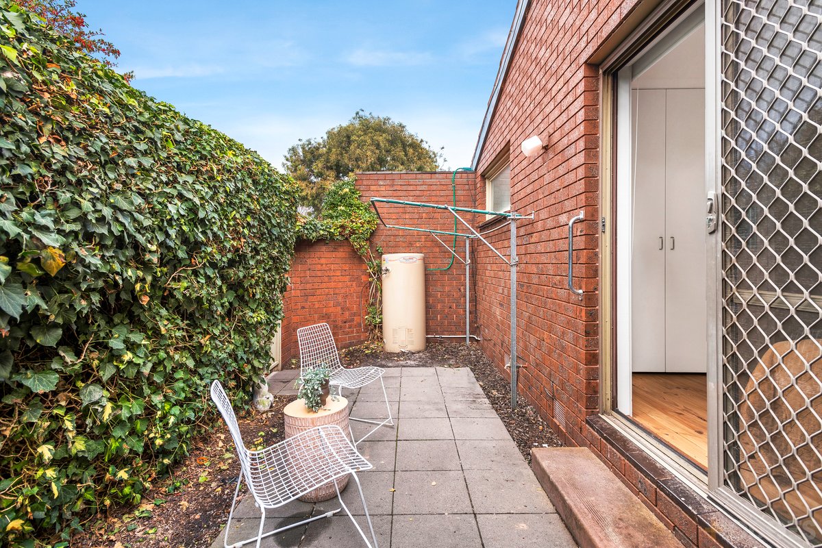 3 / 34 Linacre Road Hampton - Residential for sale