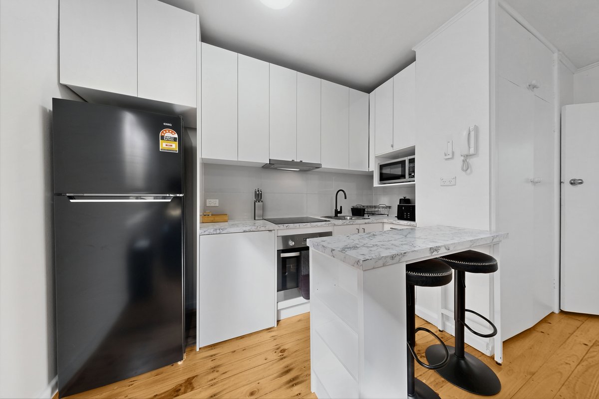 3 / 35 Charles Street St Kilda - Residential for lease