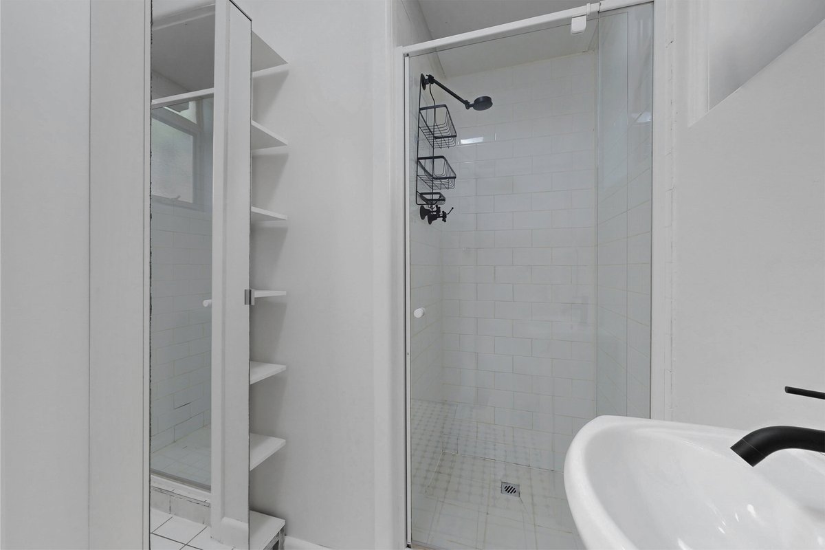 3 / 35 Charles Street St Kilda - Residential for lease