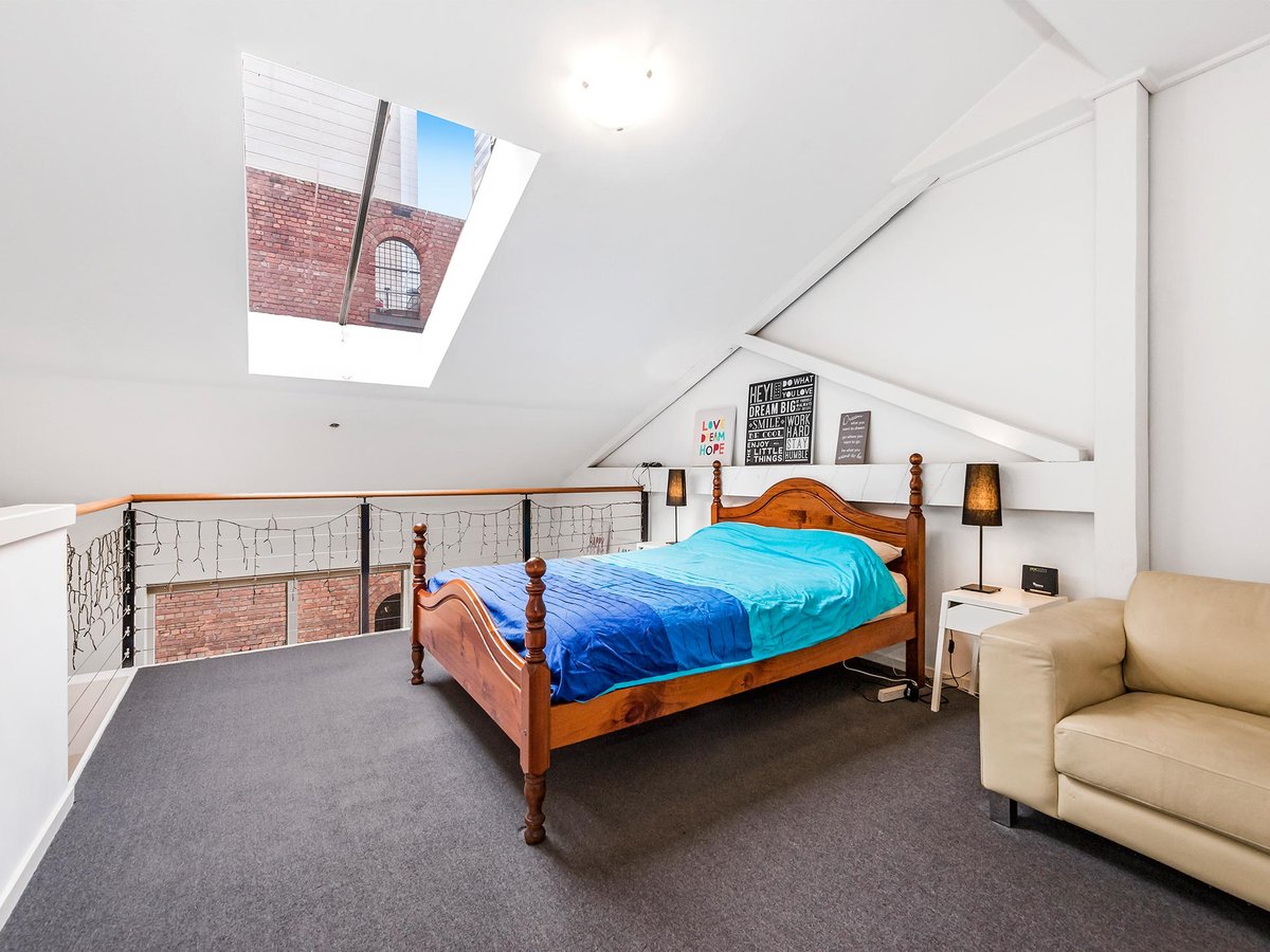 33 / 562 Little Bourke Street MELBOURNE - Residential for sale