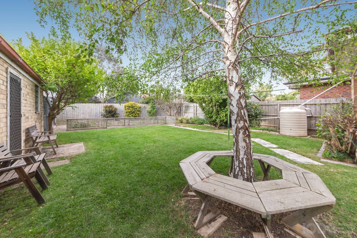 34 East View Crescent Bentleigh East - Residential for sale