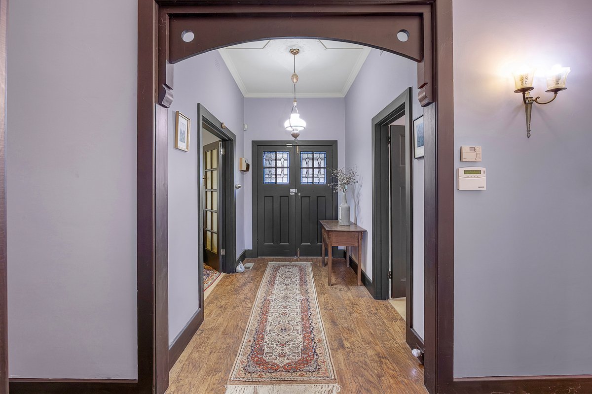 34 Ludstone Street Hampton - Residential for sale