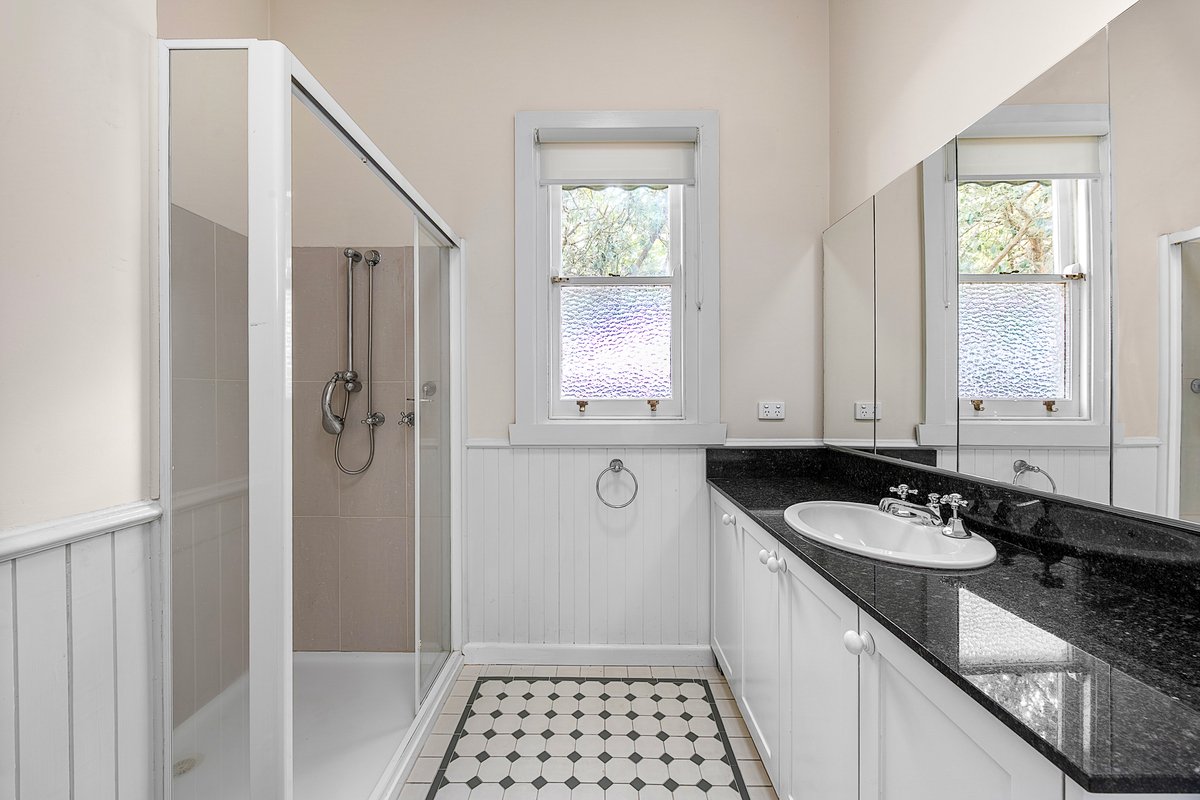 34 Ludstone Street Hampton - Residential for sale