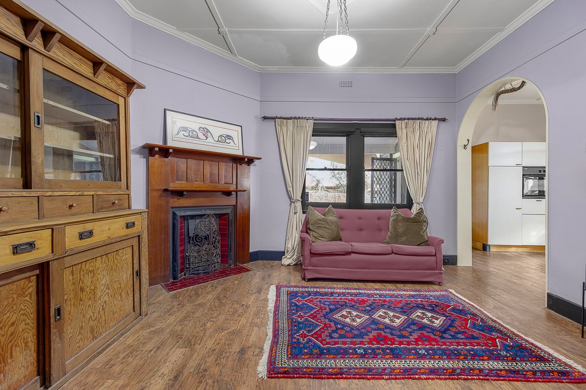 34 Ludstone Street Hampton - Residential for sale
