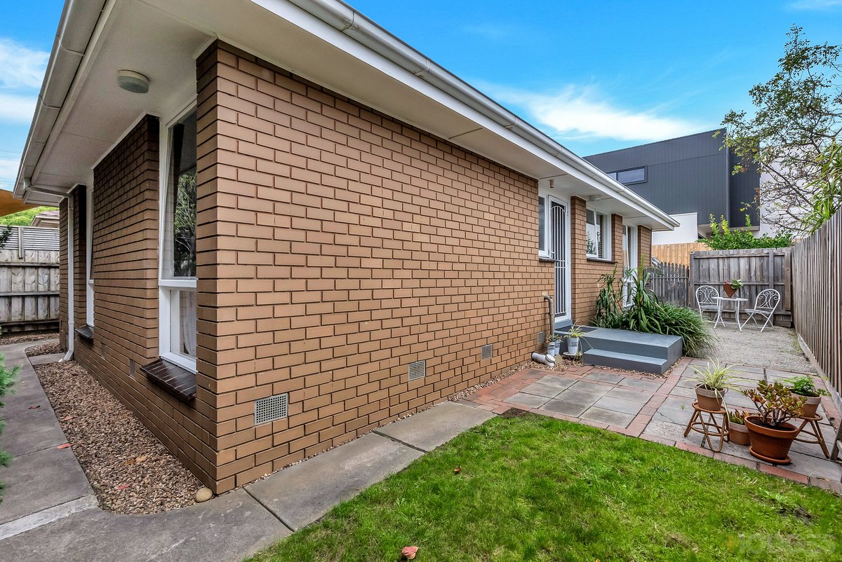3 / 4 The Corso  Parkdale - Residential for sale