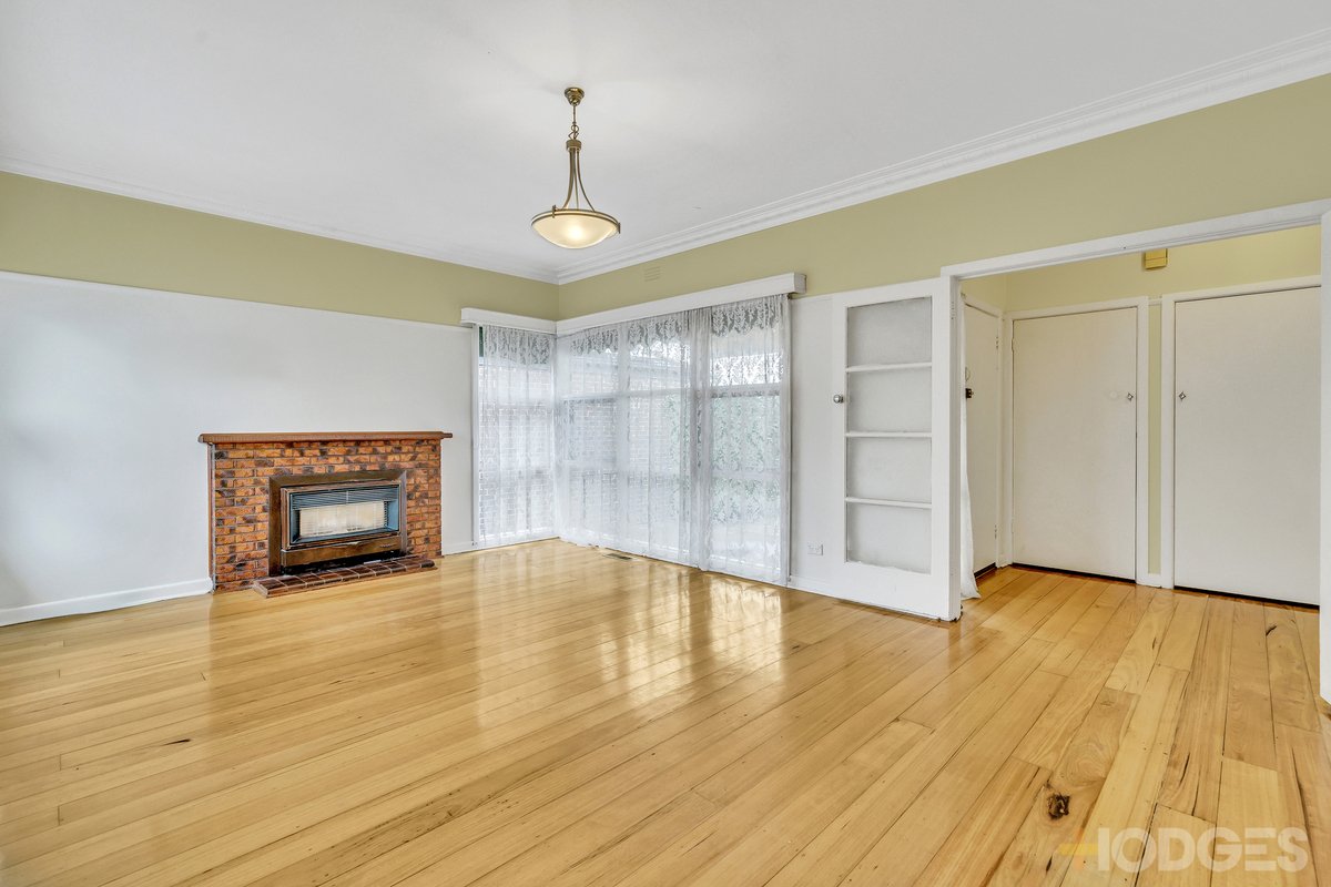 34 Wards Grove Bentleigh East - Residential for sale