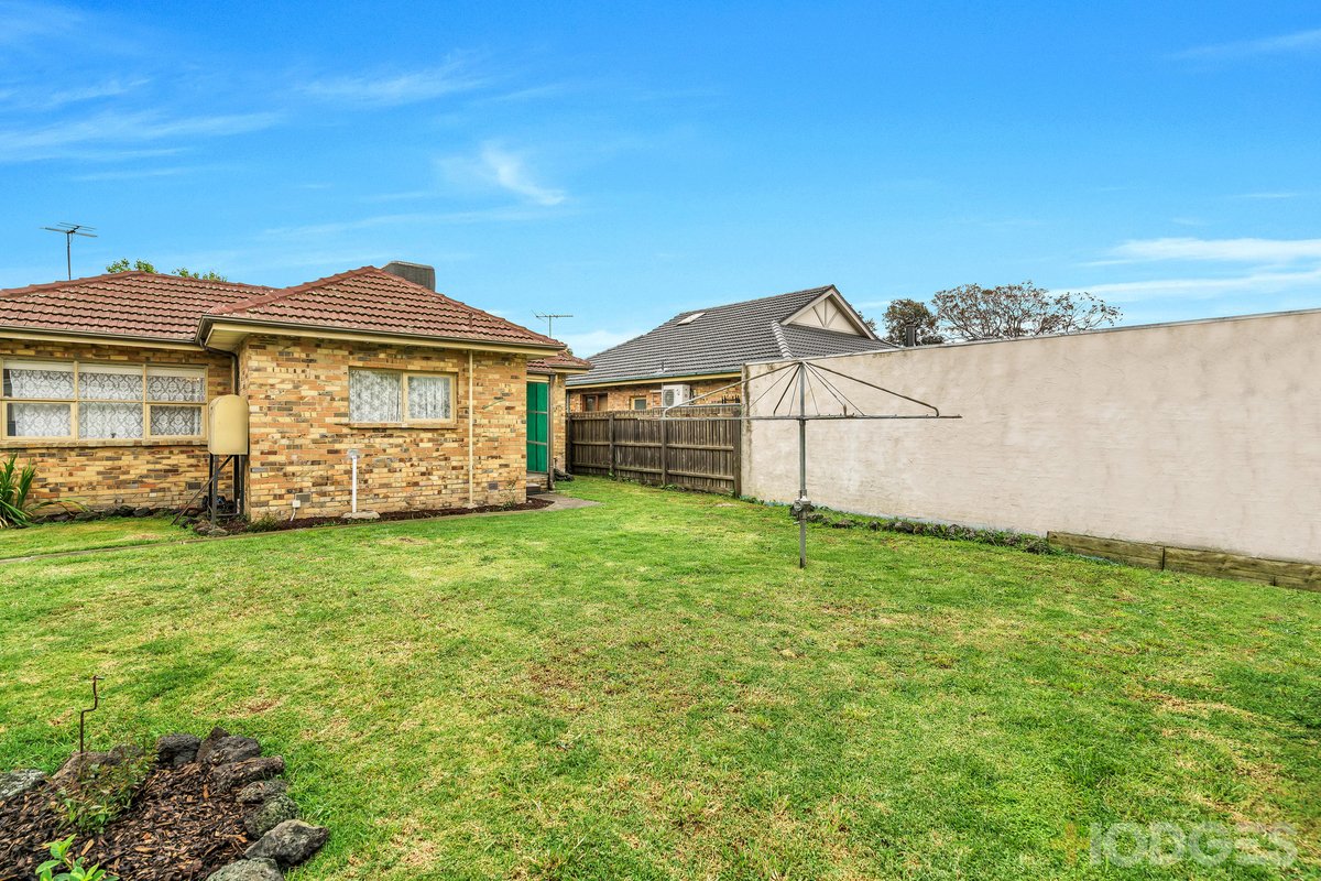 34 Wards Grove Bentleigh East - Residential for sale