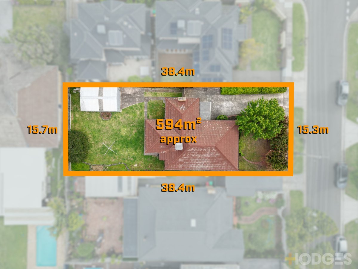 34 Wards Grove Bentleigh East - Residential for sale