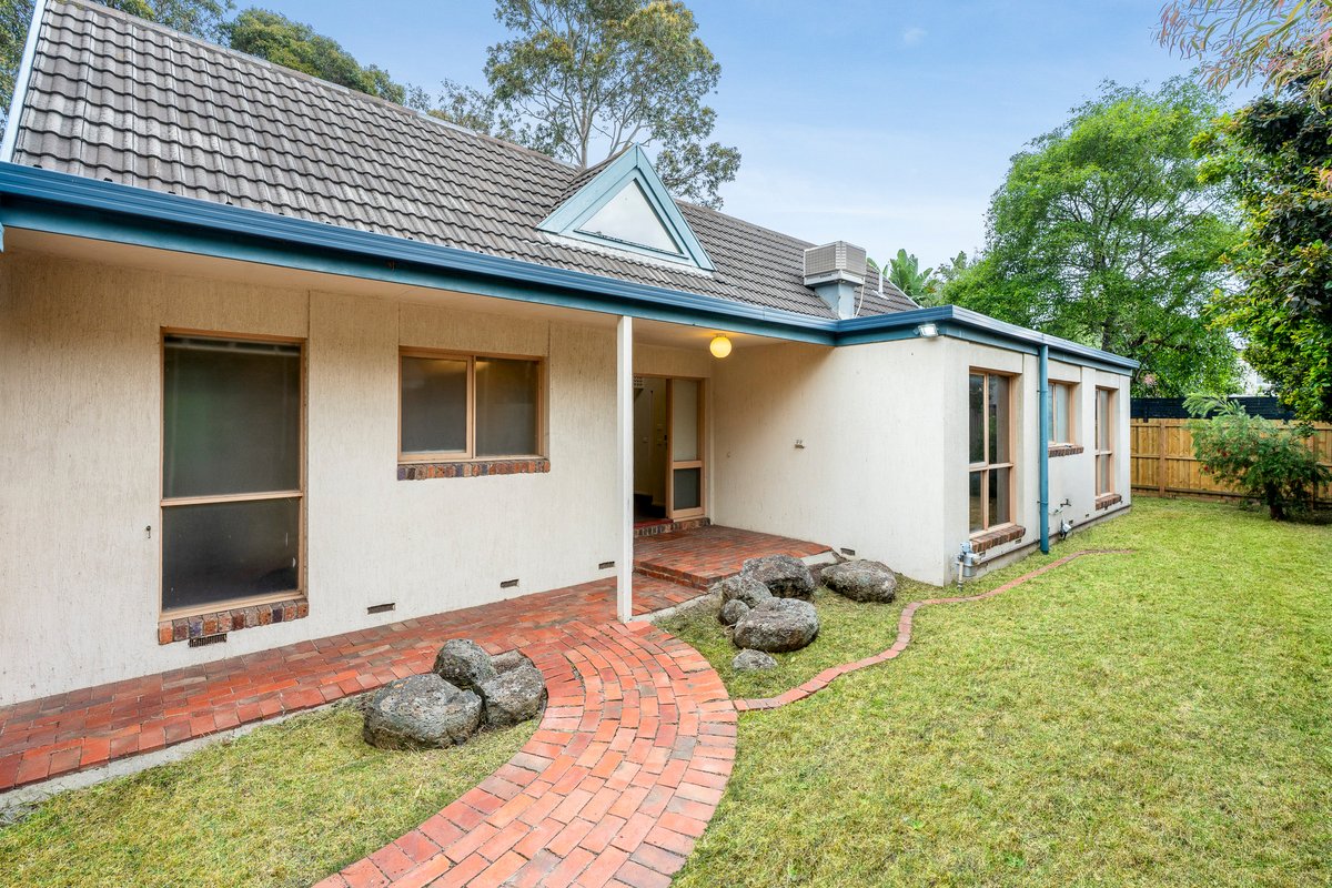 3 / 49 Milroy Street Brighton East - 3 bedroom property